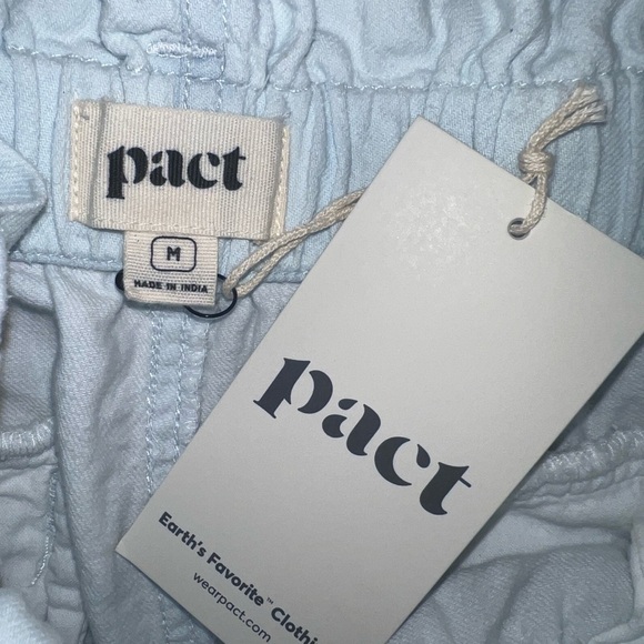 NWT: Pact Organic Light Wash Chambray Denim Chambray Paper Bag Short - M - Picture 3 of 4